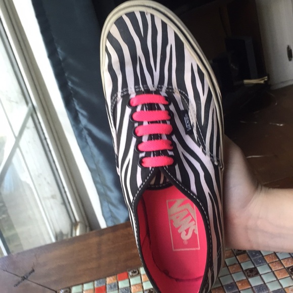 Zebra Print Vans - Picture 2 of 4